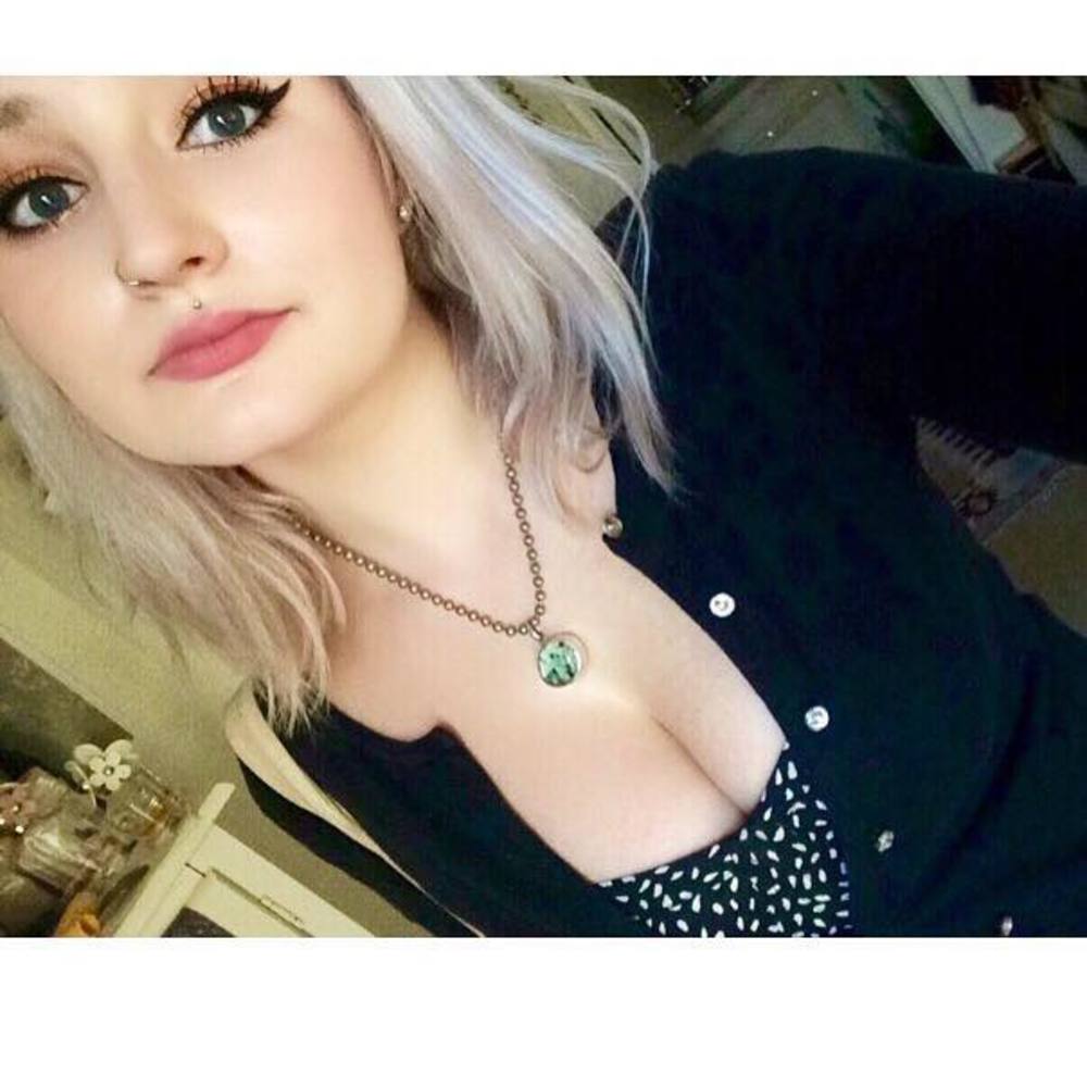 Meet your Posher, Paige